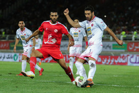 هفته اول لیگ برتر دیدار تیم های  پدیده مشهد  و پرسپولیس تهران در ورزشگاه امام رضا (ع)