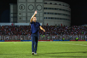 جواد نکونام در  دیدار تیم های نساجی مازنداران و ذوب آهن اصفهان در ورزشگاه شهیدوطنی قائمشهر