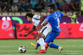 دیدار تیم‌های فوتبال استقلال تهران و پیکان تهران - هفته اول لیگ برتر