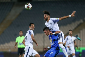 دیدار تیم‌های فوتبال استقلال تهران و پیکان تهران - هفته اول لیگ برتر