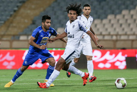 دیدار تیم‌های فوتبال استقلال تهران و پیکان تهران - هفته اول لیگ برتر