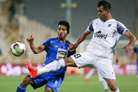 دیدار تیم‌های فوتبال استقلال تهران و پیکان تهران - هفته اول لیگ برتر