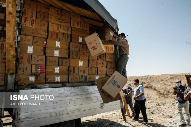 عکس خبر تزئینی است توقیف ۹ روزه محموله کارخانه سیگار سقز در ایست بازرسی میاندوآب!