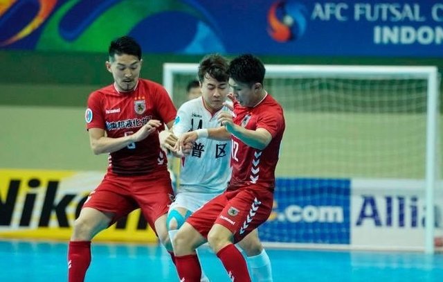 قهرمانی باشگاه‌های فوتسال آسیا/ مدعی قهرمانی با برد شروع کرد