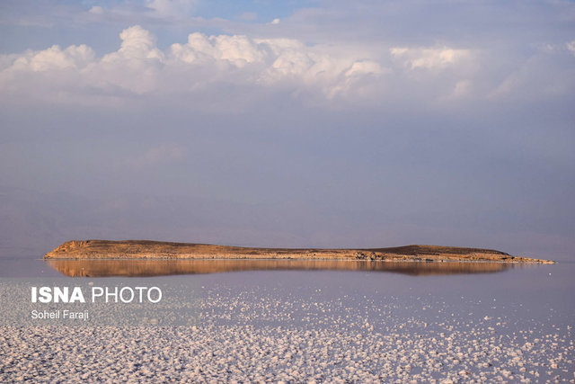 لزوم اقدام جدی سازمان حفاظت محیط زیست برای نجات دریاچه ارومیه