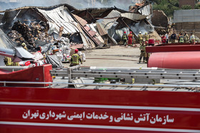 آتش‌سوزی گسترده در یک انبار کالا در خیابان فداییان اسلام تهران 