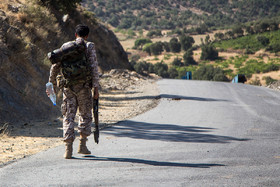 حضور نیروهای پایگاه نظامی "دری" در اطراف روستای "دری" شهر مریوان در مرز کردستان