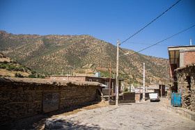 روستای "دری" یکی از روستاهای مرزی استان کردستان 