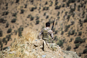 گشت‌زنی نیروهای پایگاه نظامی "دری" در اطراف روستای "دری" شهر مریوان در مرز کردستان