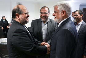 در حاشیه دیدار های امروز از ایسنا ، عارف و شریعتمداری از ایسنا بازدید کردند