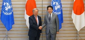 توافق آبه و گوترش بر سر تداوم اعمال تحریم‌ها بر کره‌شمالی