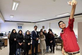 حضور سپنتا نیکنام، عضو شورای شهر یزد به مناسبت روز خبرنگار در ایسنا