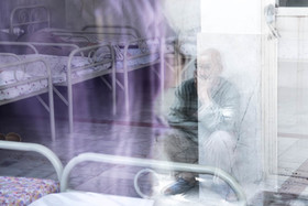 برخی از این بیماران در طول روز شاد هستند و اما دقایقی را در غمی توامان به سر میبرند. 