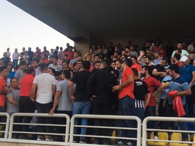 گرشاسبی لیدرها و بازیکنان پرسپولیس را آشتی داد/ ماهینی از صحبت‌هایش ابراز پشیمانی کرد