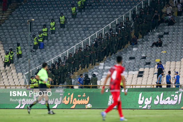 اظهارات وزیر کشور درباره حضور تماشاچیان در ورزشگاه‌ها تهدید نبود 