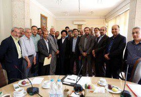 دیدار امام جمعه موقت تهران با جمعی از آزادگان نخبه