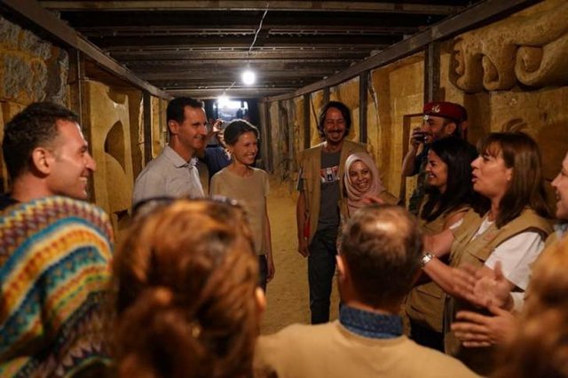 بازدید بشار اسد از تونل‌های مرگ شورشیان در غوطه شرقی دمشق