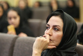 مریلا زارعی در مراسم ختم عزت‌الله انتظامی