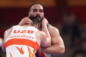 مهدی‌زاده پنجم شد/ پایان کار کشتی فرنگی با ۲ طلا و ۲ برنز