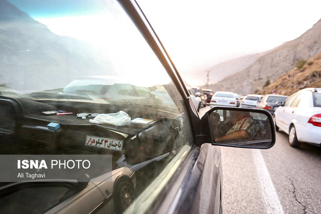 ترافیک سنگین در آزادراه کرج-تهران/ چالوس و هراز روان است
