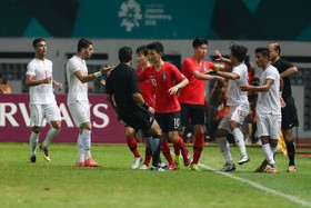 رزاق‌پور: به خاطر بازی ناجوانمردانه با ستاره تاتنهام درگیر شدم