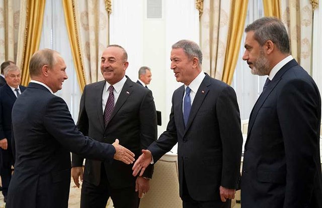 نشست پوتین با مقامات ترکیه در کرملین/آنکارا و مسکو به سوی اجرای طرح مشترک درباره ادلب
