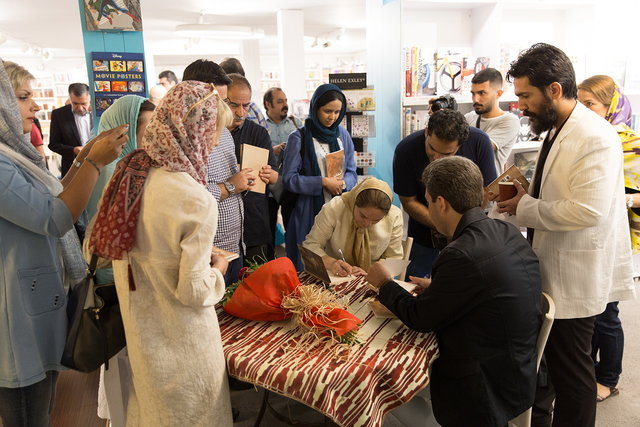 رونمایی از ۲ کتاب در هفته فرهنگی ایران و اوکراین