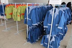 مدارس حق اختیار استفاده از لباس فرم سال گذشته را برای دانش‌آموزان رعایت کنند