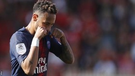 جشنواره گل PSG با هت تریک نیمار