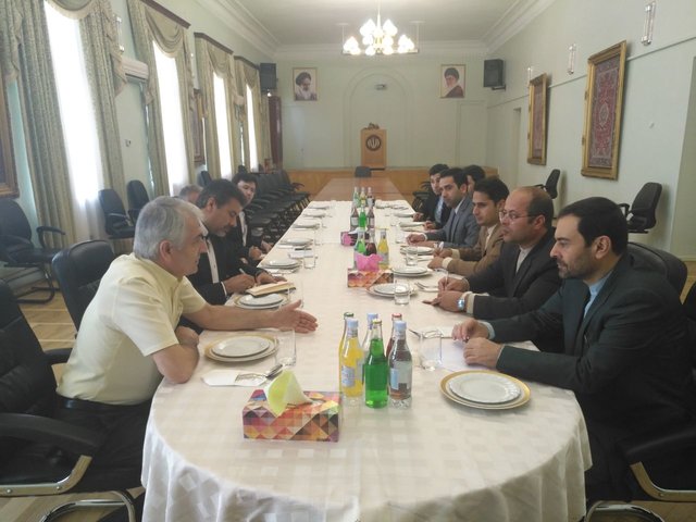 مسائل و مشکلات فعالان اقتصادی ایرانی در ایروان بررسی شد 