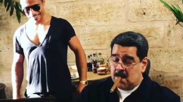 مادورو در رستوران ترکیه