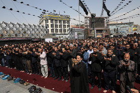 نماز ظهر عاشورا در میدان امام حسین(ع) تهران