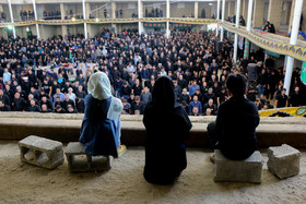 نماز ظهر عاشورا در روستای باغملک اصفهان