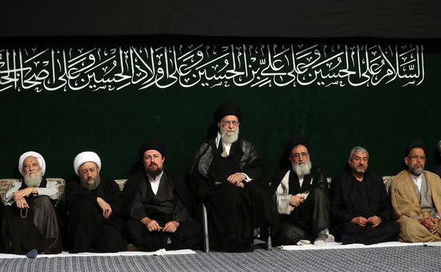 آخرین شب مراسم عزاداری حضرت اباعبدالله الحسین(ع)با حضور رهبر انقلاب برگزار شد