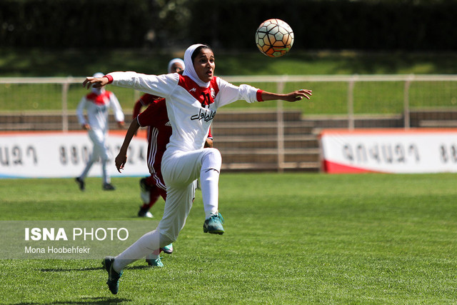 پیروزی تیم فوتبال بانوان ایران مقابل تیم جوانان