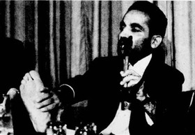 از نمایش «کفِ پا» تا «گفت‌وگوی تمدن‌ها»