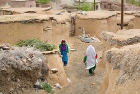 نیمی از جمعیت اردستان مهاجرت کرده‌اند