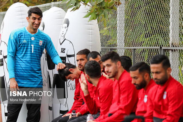 تمرین تیم ملی فوتبال/ ناکامی دروازه‌بان‌های تیم‌ملی مقابل دستگاه شوت‌زنی