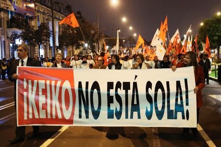 دستگیری مشاوران ارشد رهبر اپوزیسیون پرو در راهپیمایی اعتراضی