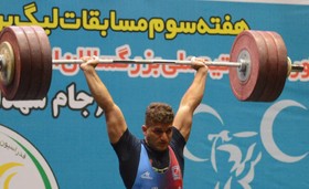 چهارمی خاکی در گروه B دسته ۸۹ کیلوگرم قهرمانی جهان