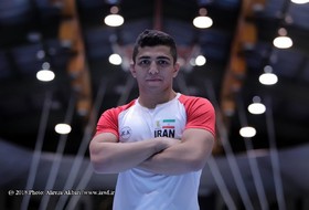 قرارداد کشتی‌گیران یک‌پنجاهم فوتبالیست‌های درجه دو هم نیست