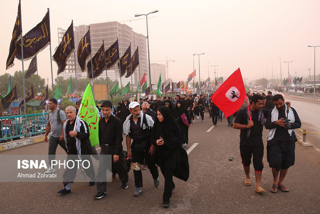 خروج زائران اربعین حسینی از شهر نجف