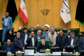 جلسه مجلس برای بررسی صلاحیت چهار وزیر پیشنهادی دولت