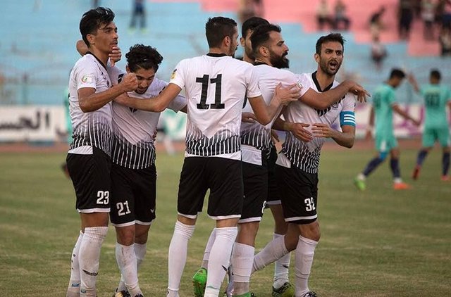 دیدار تیم‌های شاهین شهرداری بوشهر و نود ارومیه لیگ دسته یک فوتبال