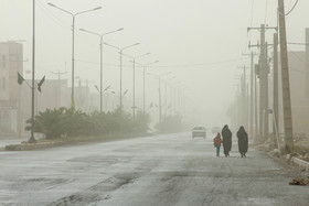 طوفان و آلودگی هوا در زابل