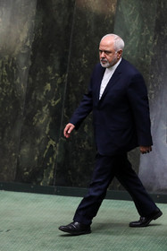 محمدجواد ظریف در پایان جلسه علنی مجلس شورای اسلامی