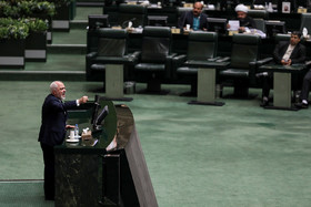 سخنرانی محمدجواد ظریف، وزیر امورخارجه در جلسه علنی مجلس شورای اسلامی جهت پاسخ به سوال برخی نمایندگان درباره اجرای برجام