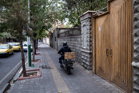 نمی‌توان درصد دقیقی ارائه کرد، ولی به طور قطع می‌توان گفت که موتورسیکلت‌های زیادی را در سطح شهر می‌بینیم که عدم رعایت قوانین راهنمایی و رانندگی و حقوق عابران پیاده گویا برایشان موضوعی حل شده است