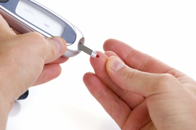 ضرورت آموزش خودمراقبتی به دیابتی‌ها و خانواده‌های آن‌ها برای کاهش آثار منفی بیماری