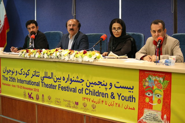 پاسخ "کاظمی" به انتقادها درباره جشنواره تئاتر کودک و نوجوان